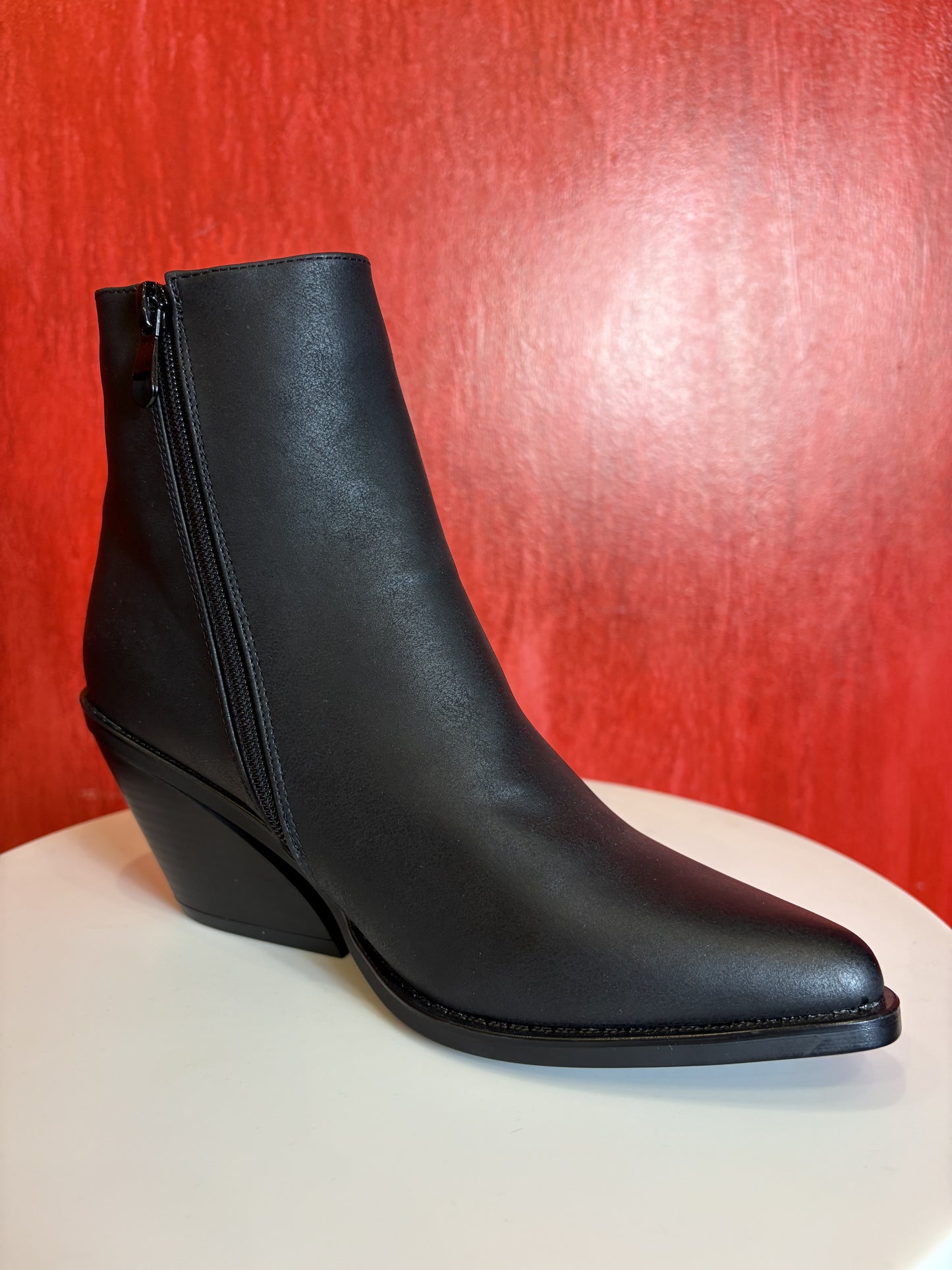 The Sleek Western Boot