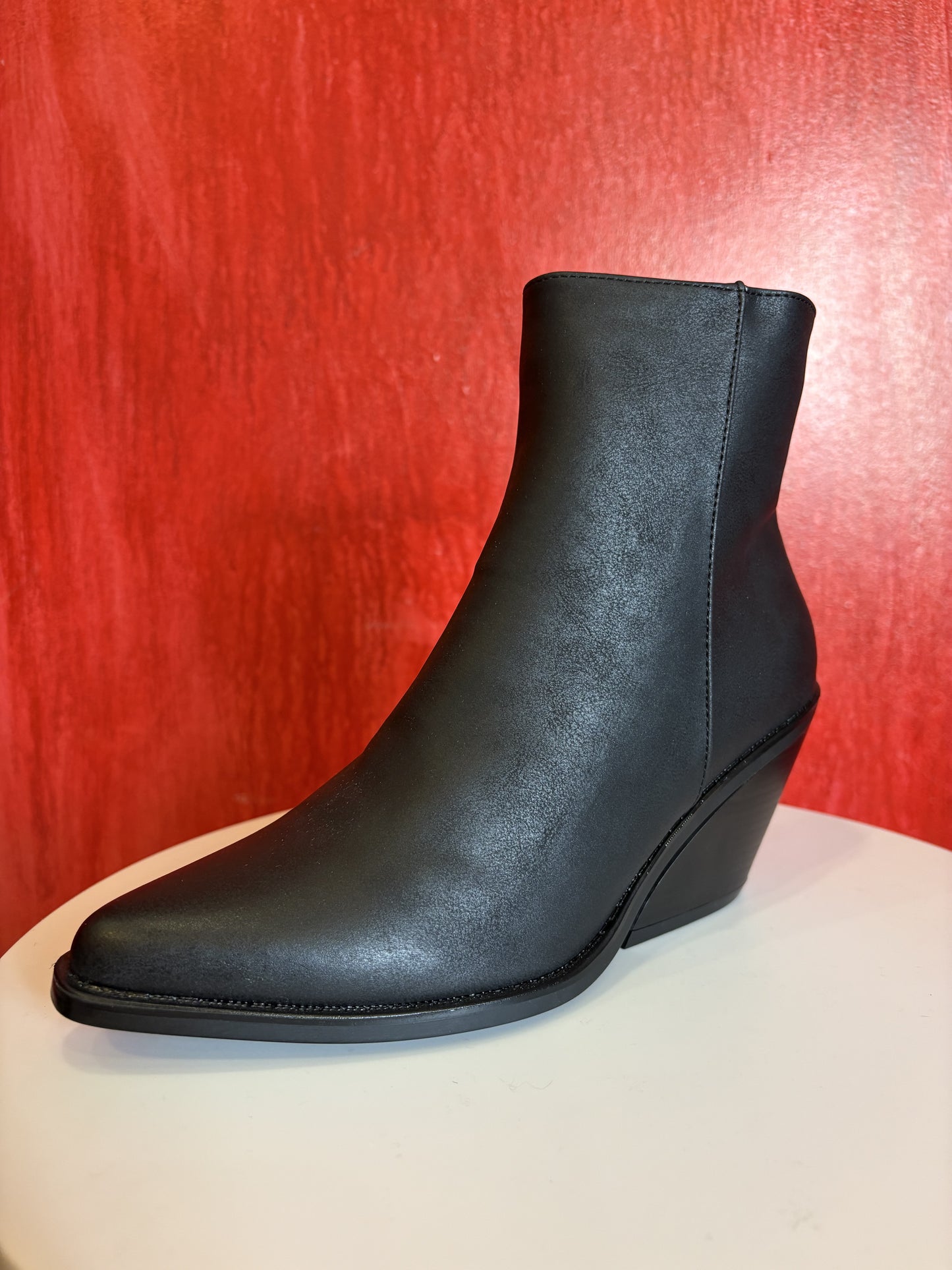 The Sleek Western Boot