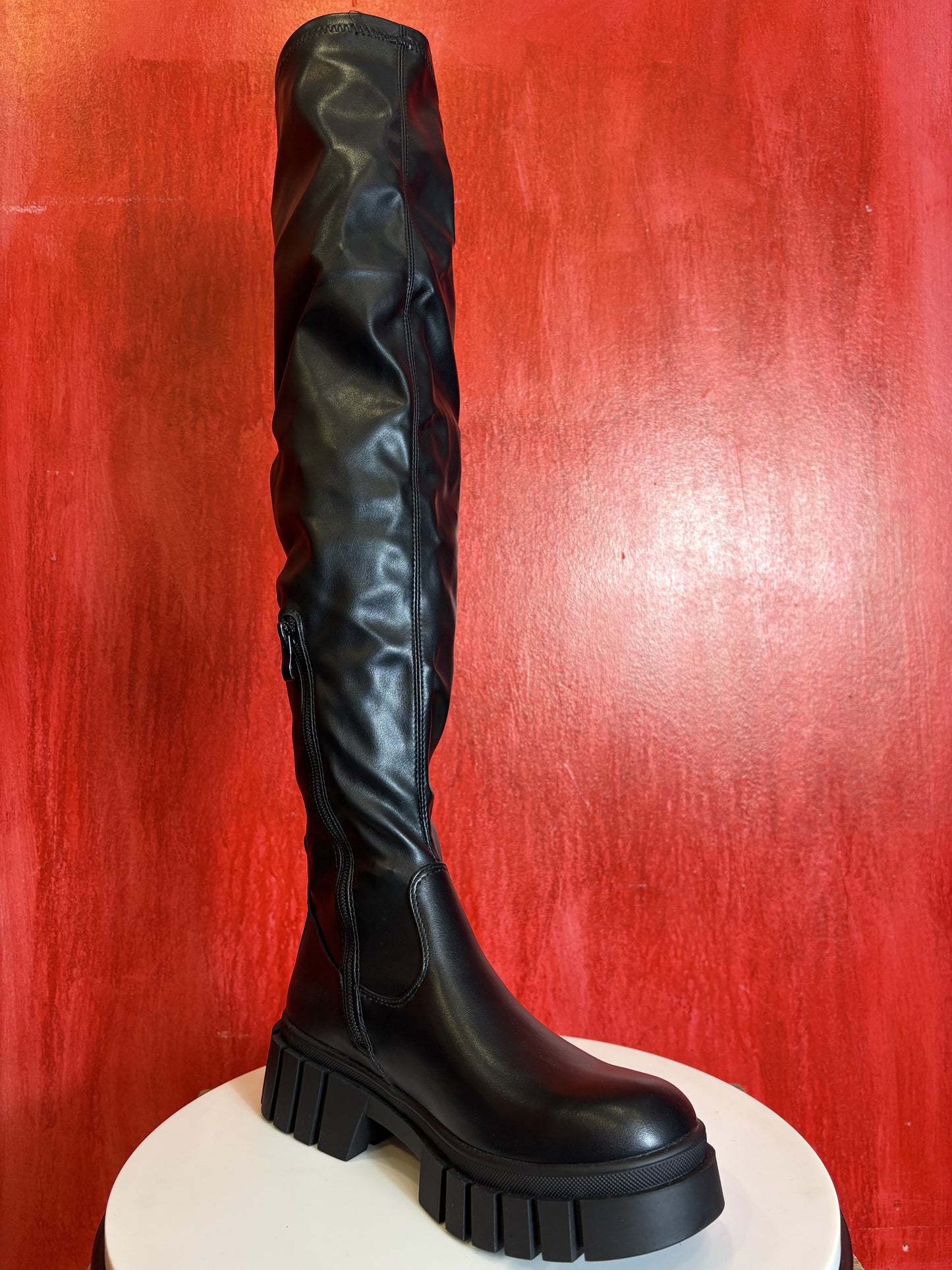 The Stellar Overknee